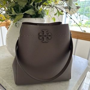 Tory Burch McGraw Hobo, EUC
